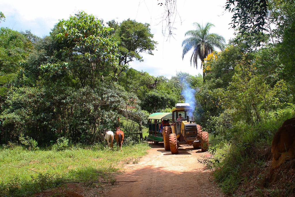 Hotel Fazenda Paraiso Da Serra คองโกนญัส ภายนอก รูปภาพ